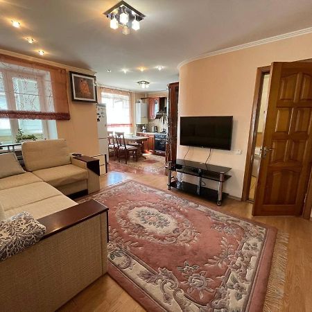 Тимирязева 47А Apartment Кропивницкий Екстериор снимка